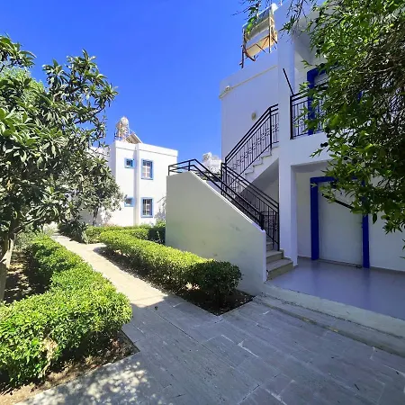 Ege Ξενοδοχείο με διαμερίσματα