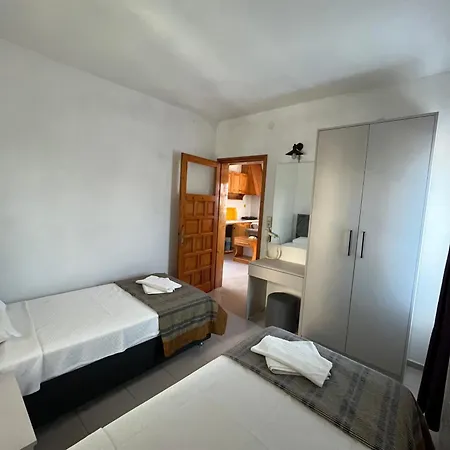 Lejlighedshotel Ege 3*