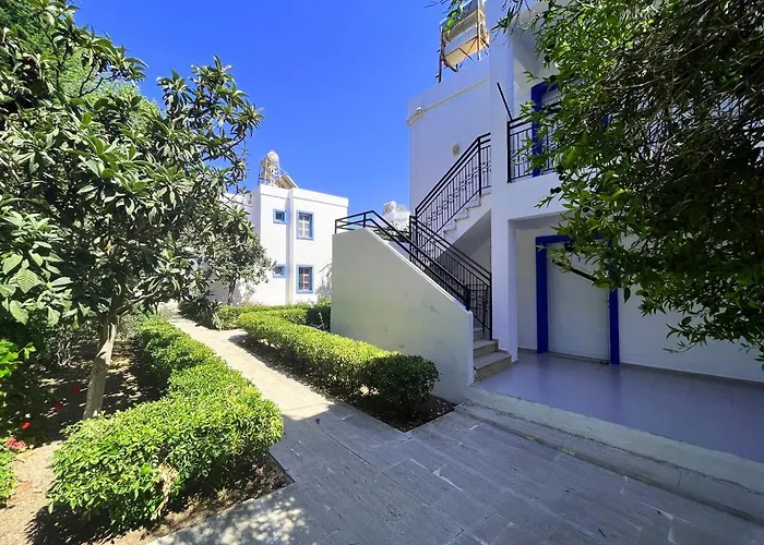 Ege Ξενοδοχείο με διαμερίσματα