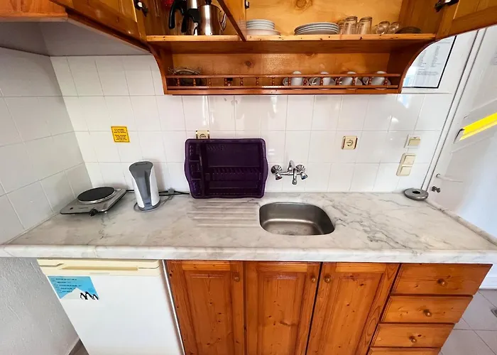 Ξενοδοχείο με διαμερίσματα Ege