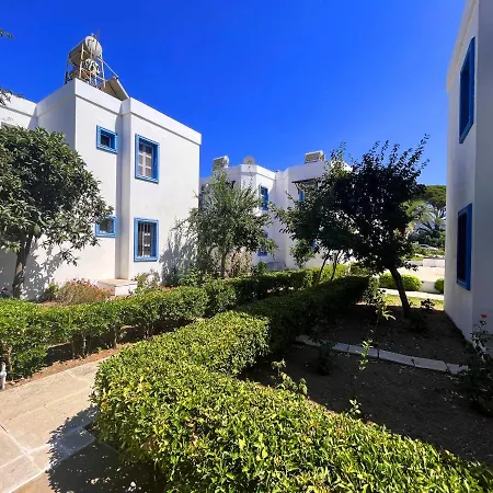 Ege 3* يالِكافاك